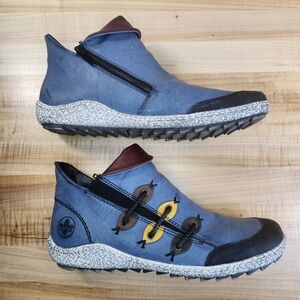 Rieker Womens Blue Ankle Boots Size EU 40 Side Zip Comfort Lug Sole